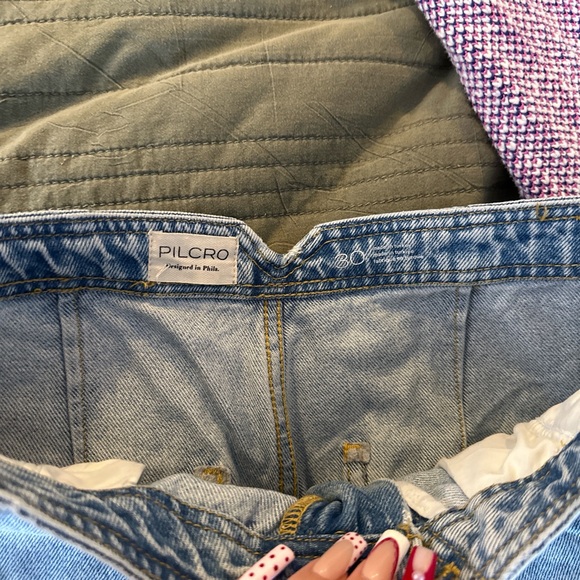 Pilcro Relaxed Light Blue Jeans - Picture 2 of 3